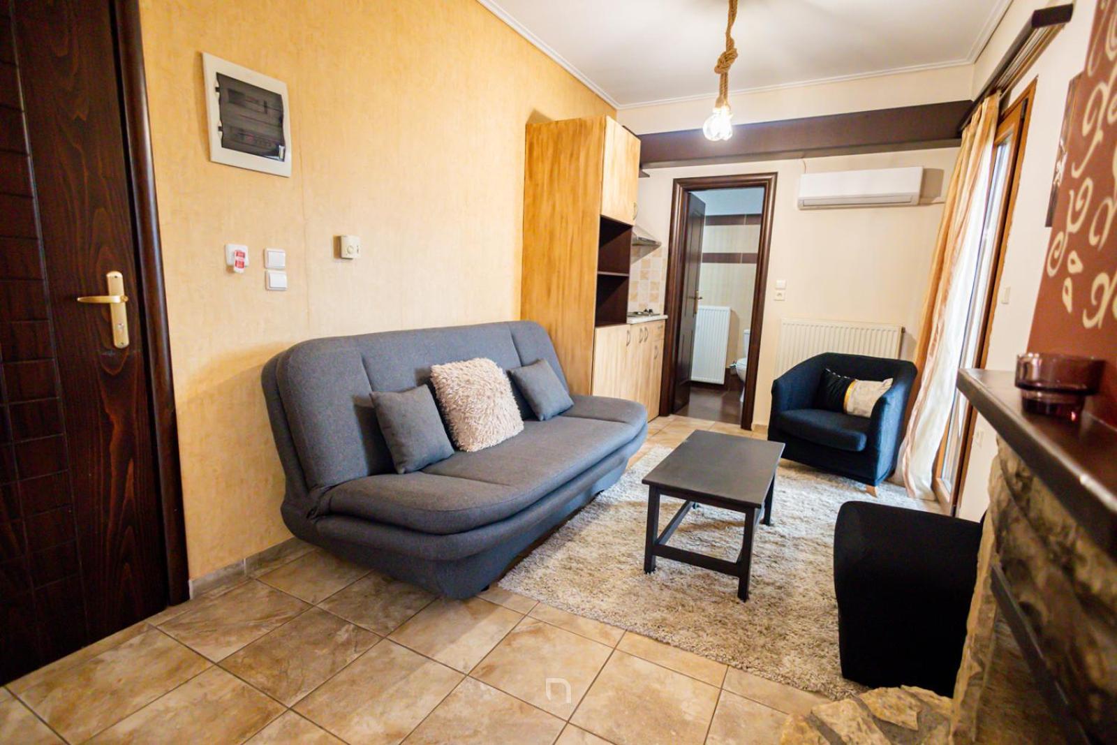 Enastron Hotel Kalavryta Eksteriør billede