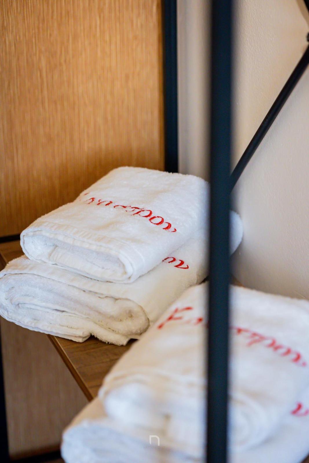 Enastron Hotel Kalavryta Eksteriør billede